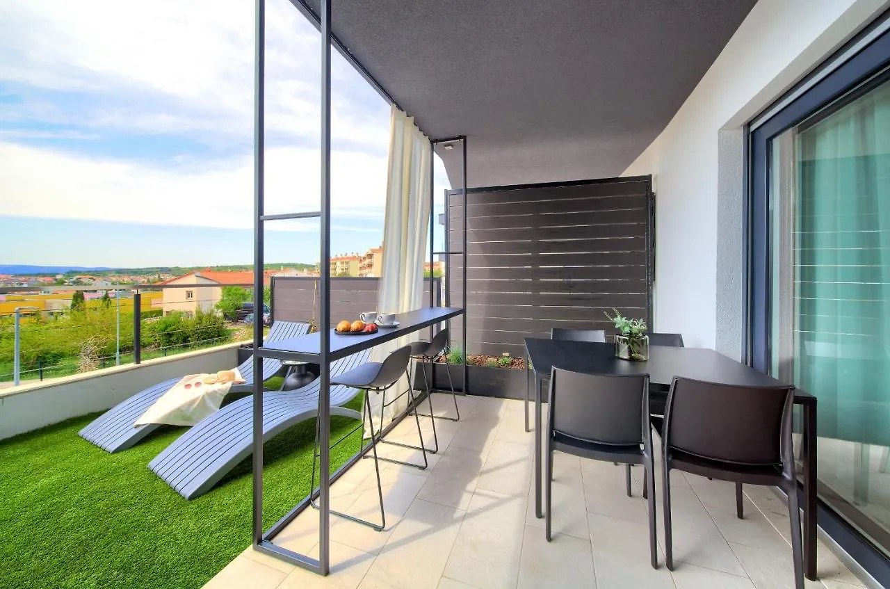 Apartment Diamar With Seaview 克尔克 克罗地亚